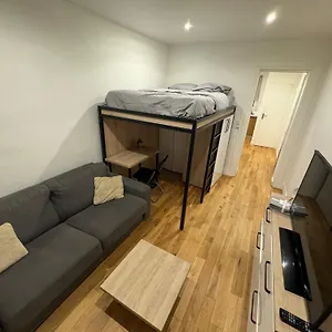 13 Appartement
